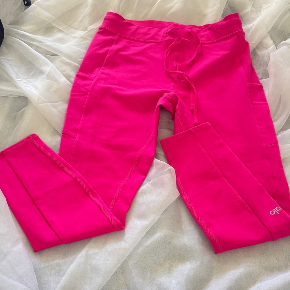 ALO Yoga Hot Pink Leggings